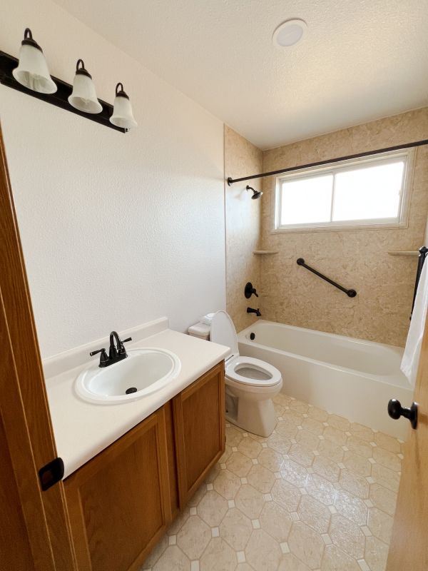 Top Bathroom Remodeling Companies in Youngsville, LA